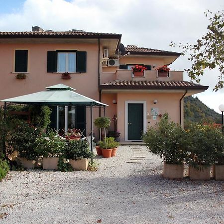 Il Pioppo Bed & Breakfast Veroli Exterior photo