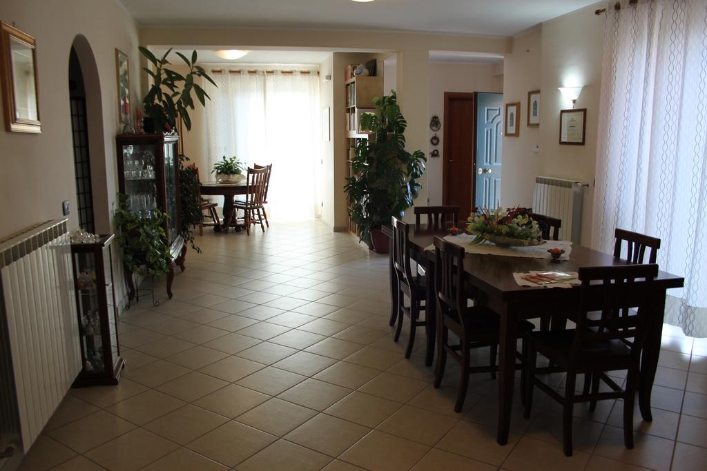 Il Pioppo Bed & Breakfast Veroli Exterior photo